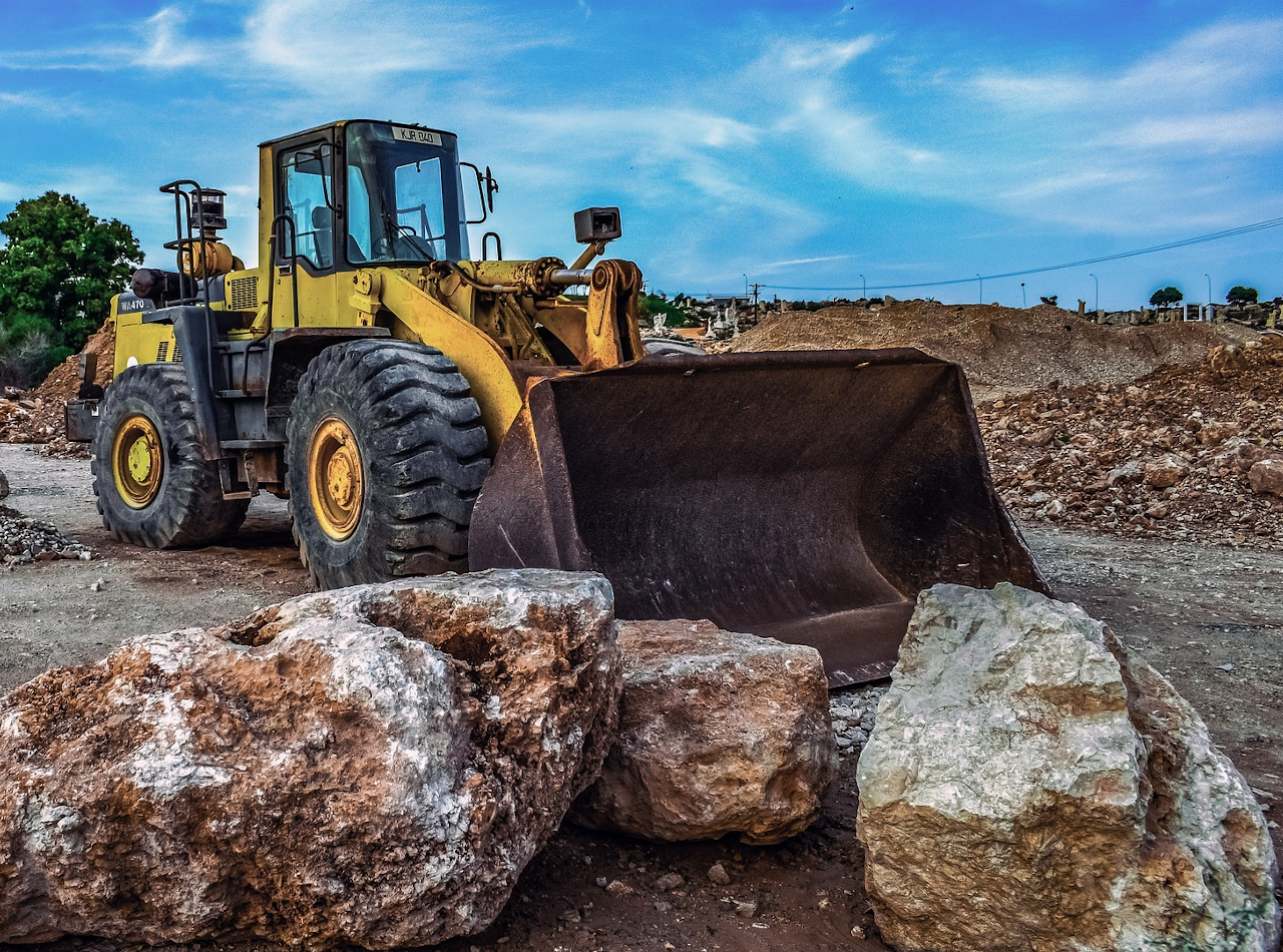 ładowarka kołowa żółta